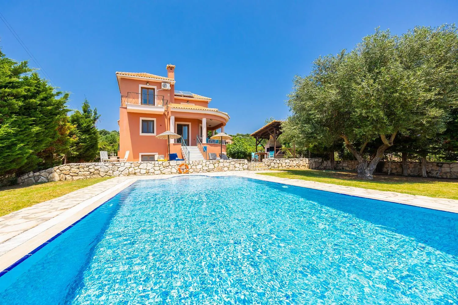 Ilios Kefalonia Svoronata